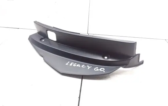 Subaru Legacy Rear/tail light trim molding 42220952