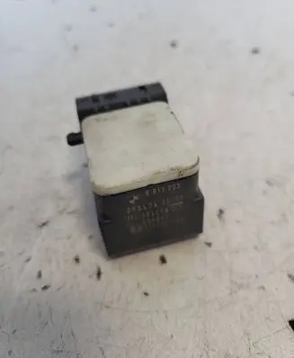 BMW 5 F10 F11 Airbag deployment crash/impact sensor 6911003