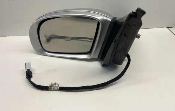Mercedes-Benz R W251 Front door electric wing mirror A2518104116