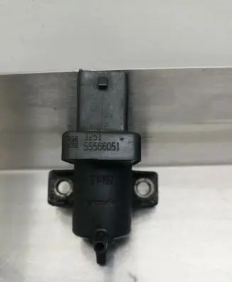 Opel Insignia A Turbo solenoid valve 55466051