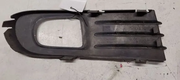 Volvo V50 Front fog light trim/grill 30655884