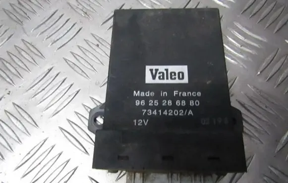 Peugeot 206 Other control units/modules 9625286880 73414202