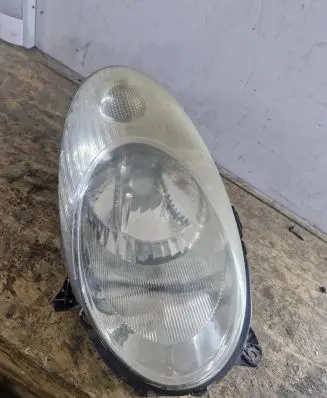 Nissan Micra Headlight/headlamp 1103