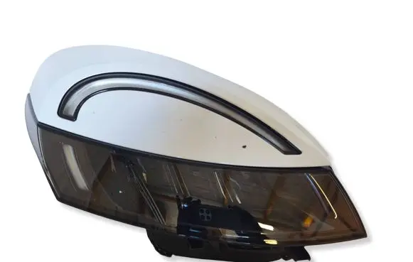 Nissan Micra K14 Headlight/headlamp 260105155R 2501140155 260737895R