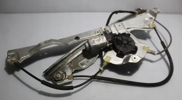 Renault Clio III Front window lifting mechanism without motor