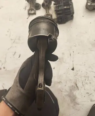 BMW X5 F15 Piston 12356