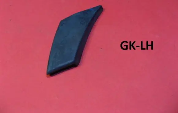 Mitsubishi Space Wagon Rear fender molding trim MD4798362
