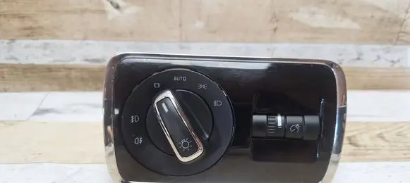Light switch