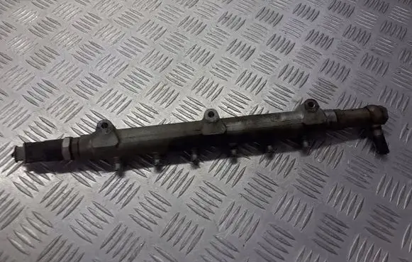 Volvo S60 Fuel main line pipe 04452150108658252