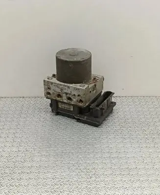 Renault Megane II ABS Pump 0265800317 38218D0257