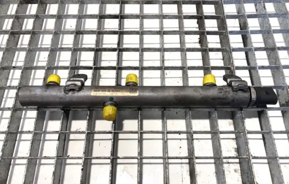 Mercedes-Benz Sprinter W906 Fuel main line pipe A6420703095