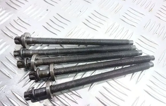 Mini One - Cooper Coupe R56 Cylinder head bolts 