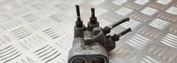 Subaru Forester SF Other brake parts 