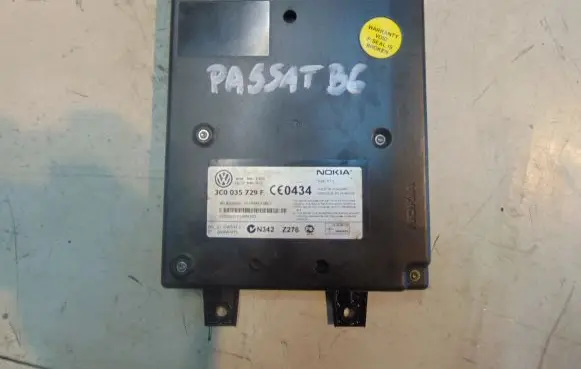 Volkswagen PASSAT B6 Bluetooth control unit module 3C0035729F