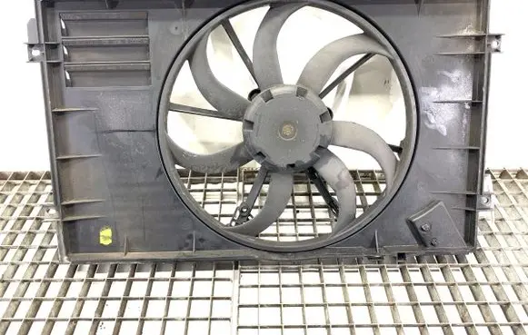 Volkswagen Golf Plus Fan set 1K0121205AA