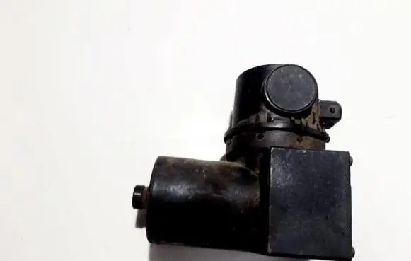 Volkswagen Golf II Vacuum pump