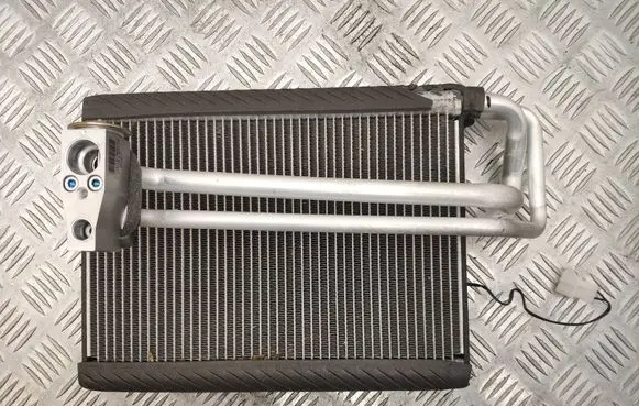 Mitsubishi Outlander Air conditioning (A/C) radiator (interior) CSA387B014