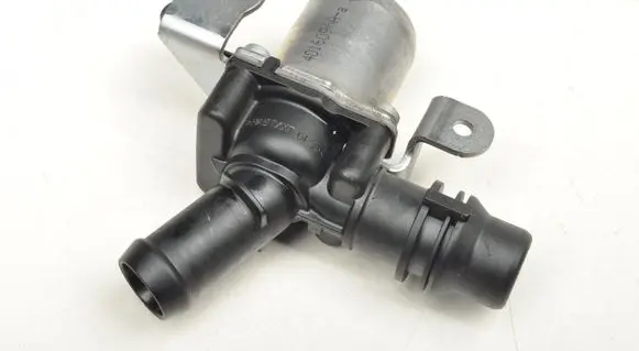 Volvo XC40 Coolant heater control valve 32249537