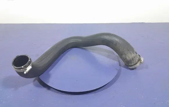 Ford Mondeo MK I Air intake hose/pipe DS736F072DG