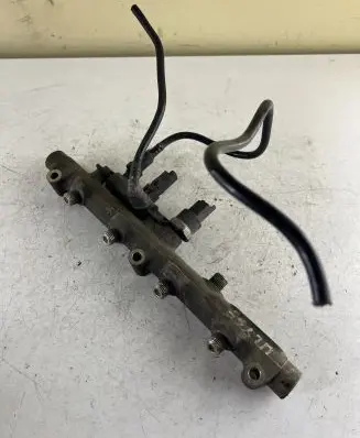 Fuel main line pipe