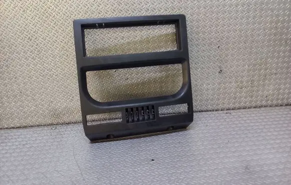 Peugeot 1007 Radio/GPS head unit trim 9647541477
