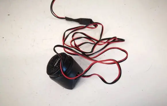 Mazda 2 Front door speaker