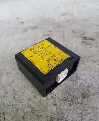 Opel Antara Wing mirror control module 96673478