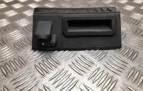 Audi e-tron Rear bumper camera 6V0827566