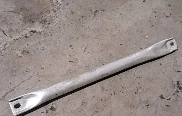 BMW 7 F01 F02 F03 F04 Front strut bar 7180316