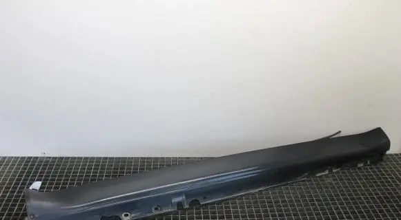 BMW X5 E70 Sill 8038290