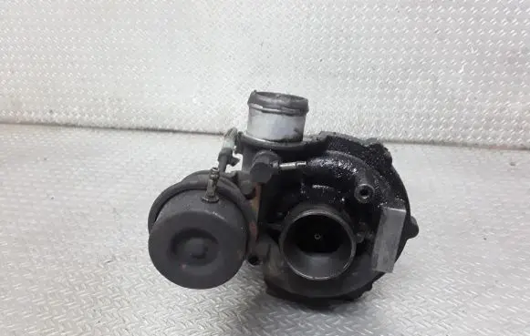 Audi A2 Turbo 045145701