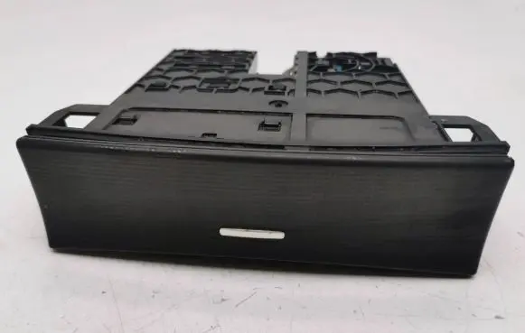 Mercedes-Benz ML W164 Glove box A1648100030