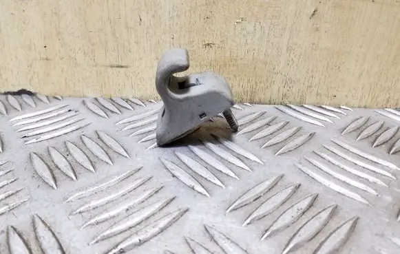Sun visor clip/hook/bracket