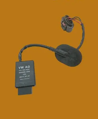Volkswagen PASSAT B6 Other control units/modules 1K0906093F