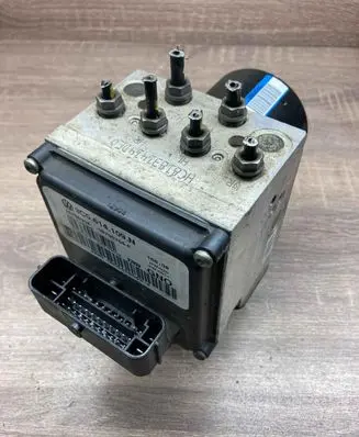Volkswagen PASSAT B6 ABS Pump 3C0614109N 16705904 16705704F