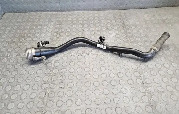 BMW 2 Active Tourer U06 Fuel tank filler neck pipe 9884178