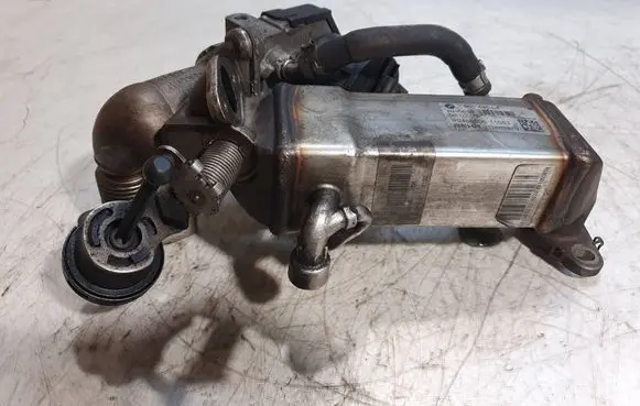 BMW 3 E90 E91 EGR valve cooler 7805446 RH5610 P9466006