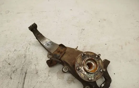 Infiniti Q50 Front wheel hub spindle knuckle