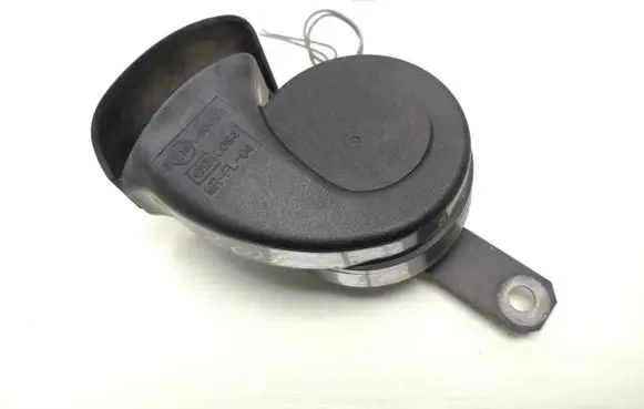 Lexus RX 450H Horn signal 8652048090 E13000094