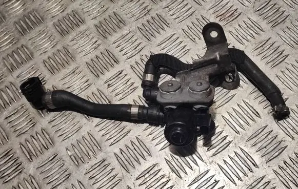 BMW 5 F10 F11 Coolant heater control valve 3517589
