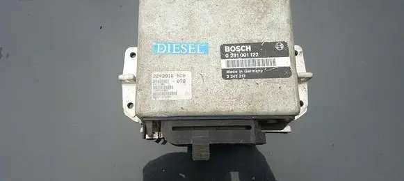BMW 5 E34 Engine control unit/module 2242212