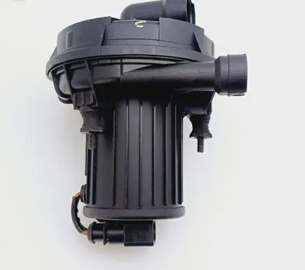 Volkswagen Touran I Secondary air pump 06A131333C 06A959253B