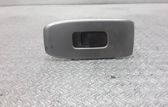 Mitsubishi Pajero Electric window control switch MR445659