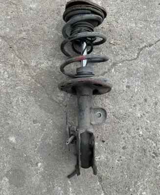 Toyota Prius (XW30) Front shock absorber/damper 