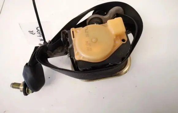 Mazda 6 Front seatbelt