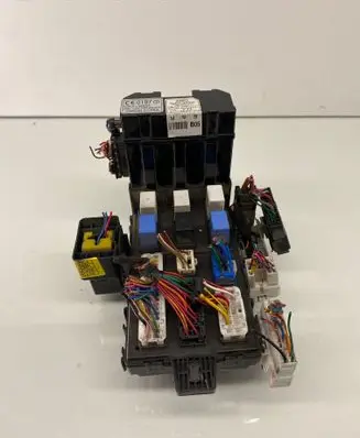 Hyundai Santa Fe Fuse module 9540026500 DKA500R