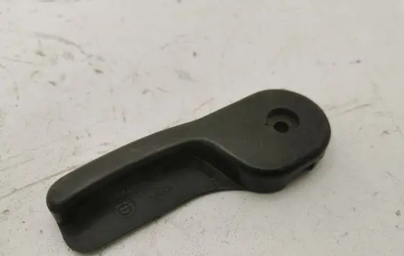 BMW 5 E34 Engine bonnet (hood) release handle 1928469 51231928469