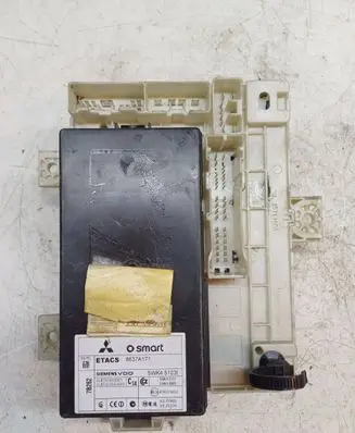 Mitsubishi Colt Fuse box set MN108319 5WK451031 8637A171