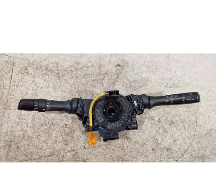 Toyota Yaris Wiper turn signal indicator stalk/switch 