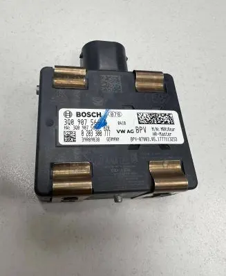 Audi A3 S3 8V Blind spot module 3Q0907566 0203300777